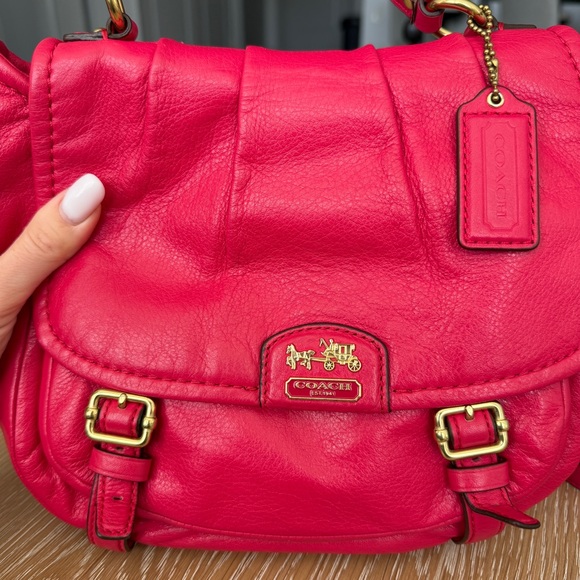 Coach Pink Leather Crossbody Bag Gold Hardware - Picture 4 of 15